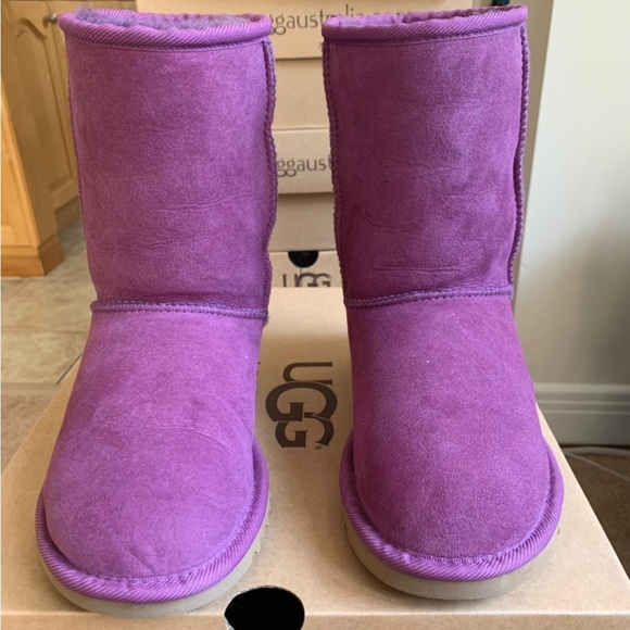 UGG CLASSIC SHORT PURPLE WOODE VIOLET BOOTS WOMENS 5 - Picture 2 of 9